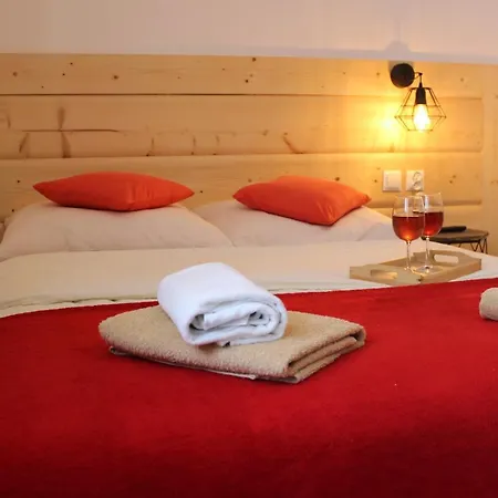 Pod Zielonym Wierchem Homestay *